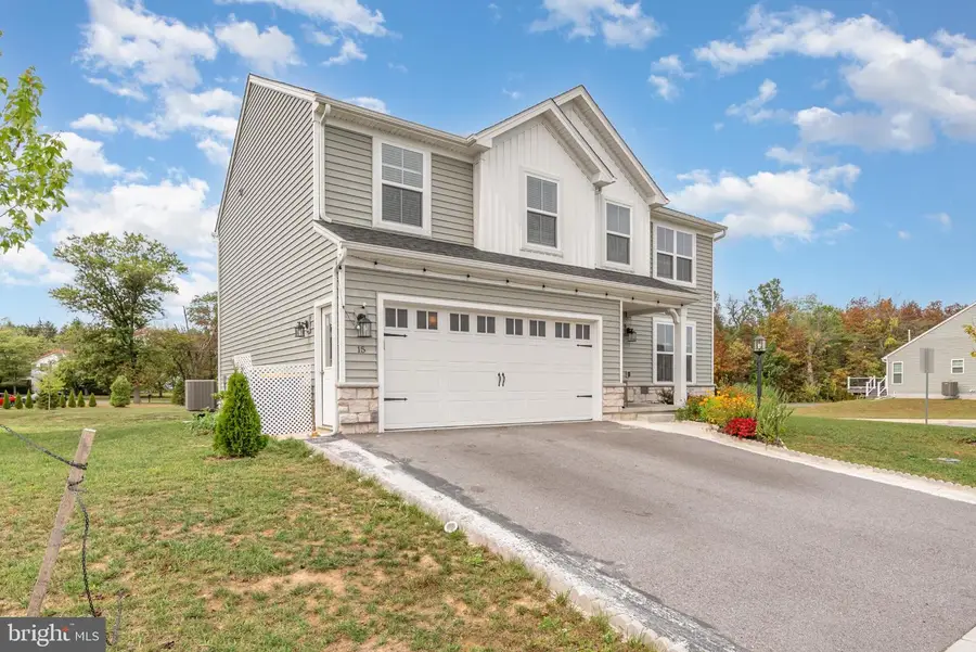 15 Long Bend Dr, Carlisle, PA 17015 - Image #3