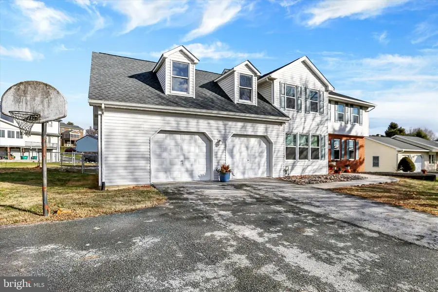 645 W First Street, Boiling Springs, PA 17007 - Image #3