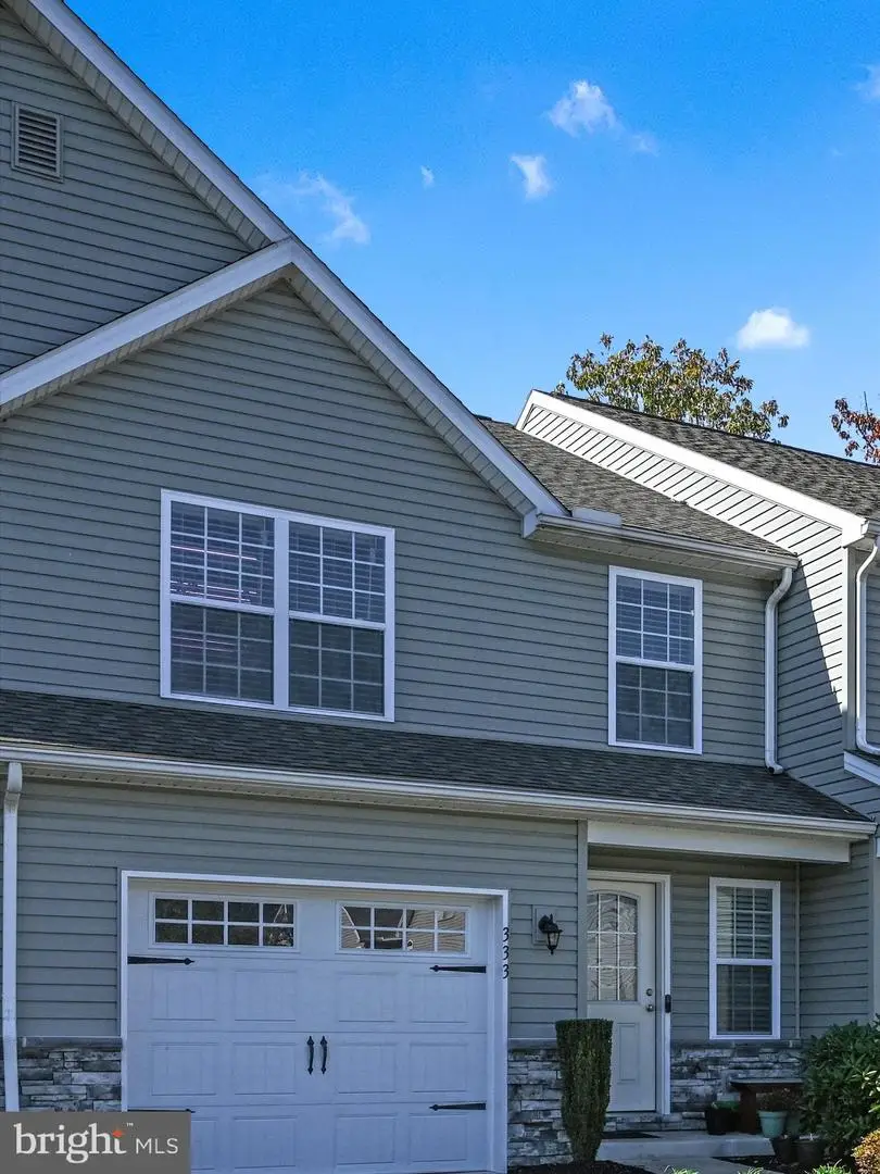 333 Briar Ridge Cir, Enola, PA 17025 - Image #2