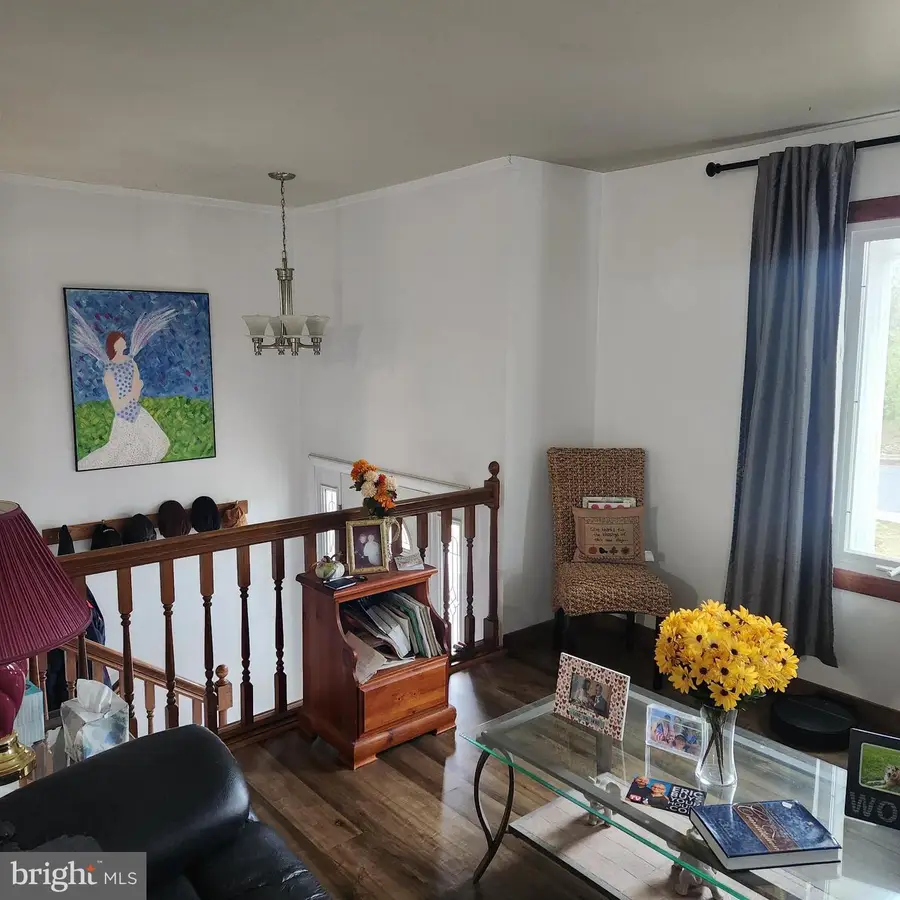 4 Robert Ln, Carlisle, PA 17013 - Image #3