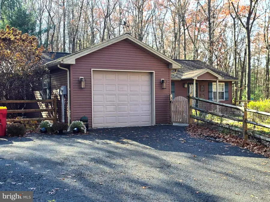 106 Tagg Ln, Gardners, PA 17324 - Image #2