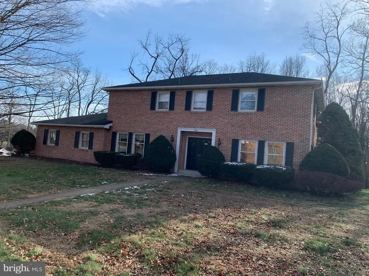 300 Acre Dr, Carlisle, PA 17013 - Image #1