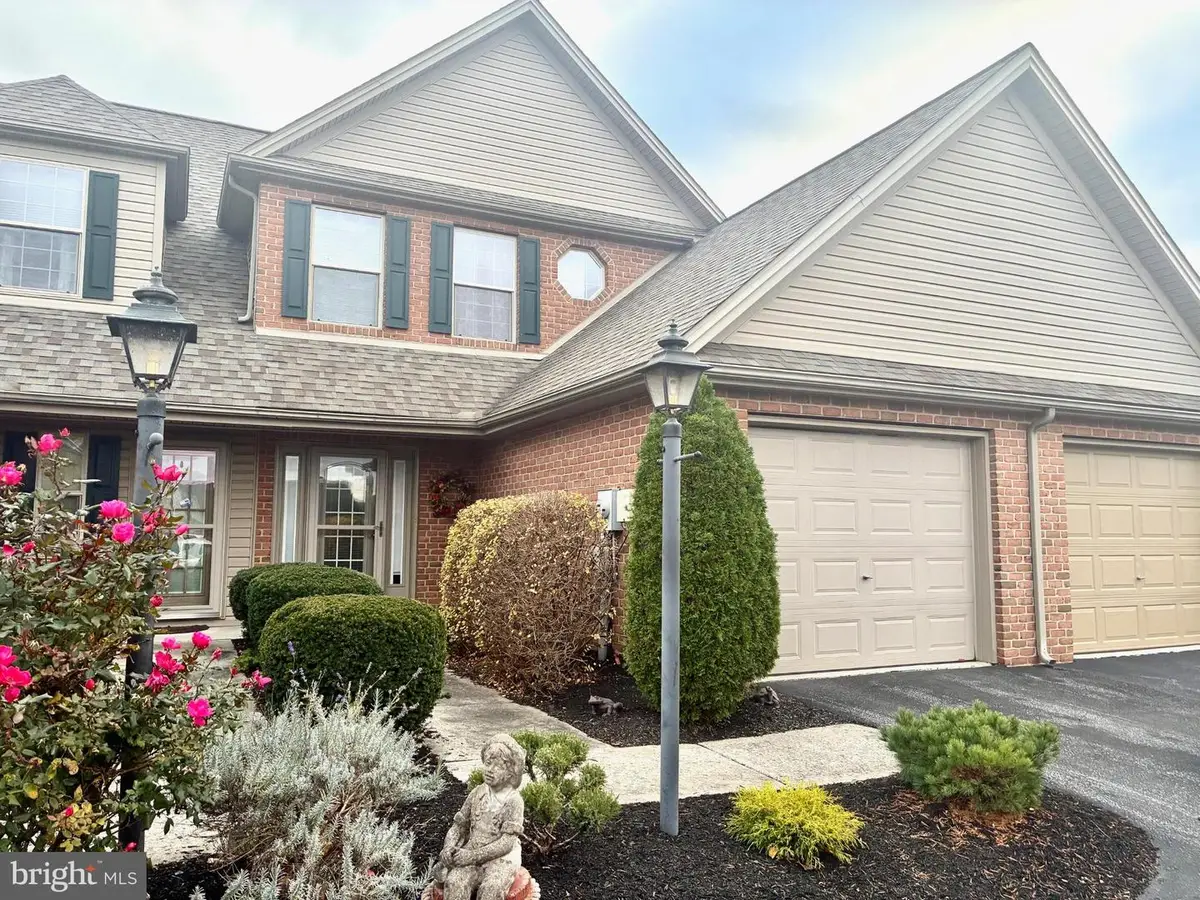 169 Lee Ann Ct, Enola, PA 17025 - Image #1