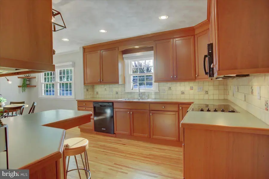 904 Alison Ave, Mechanicsburg, PA 17055 - Image #3