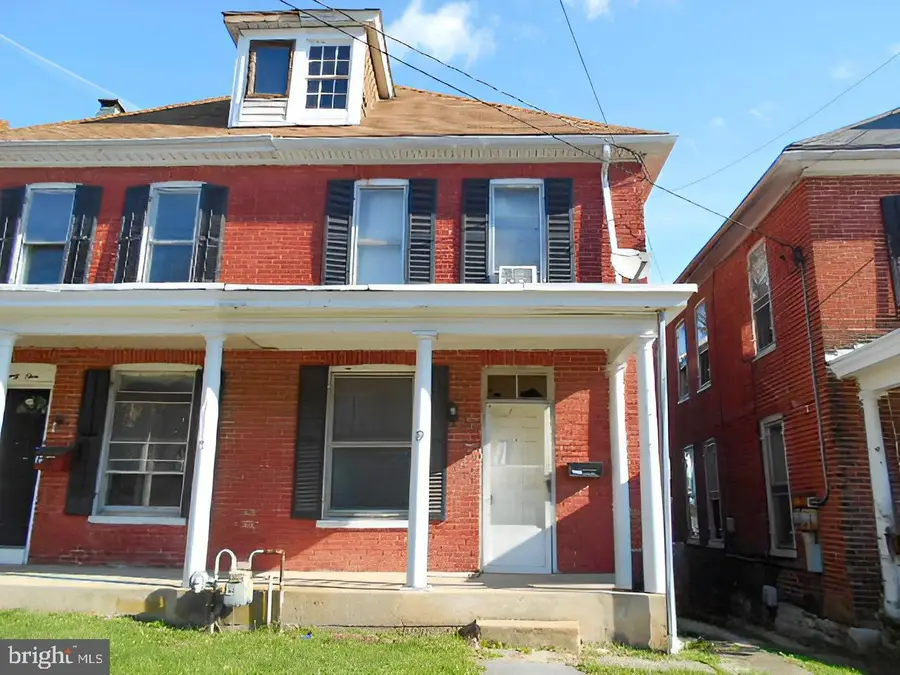 19 N Queen St, Shippensburg, PA 17257 - Image #2