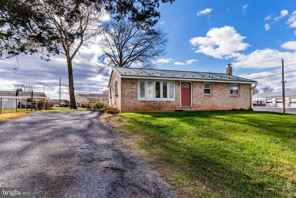 100 B Street, Carlisle, PA 17015 - Image #1