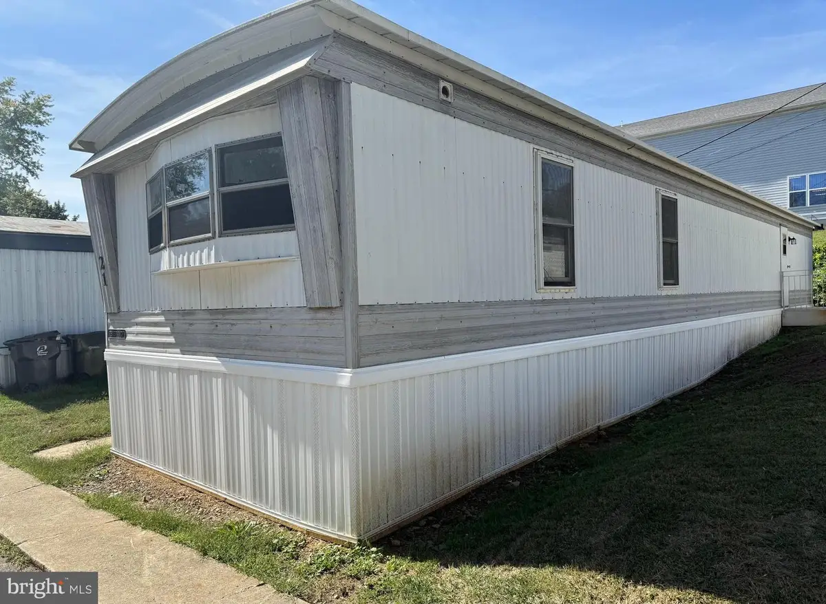 21 Sigmans Mhp, Carlisle, PA 17013 - Image #1