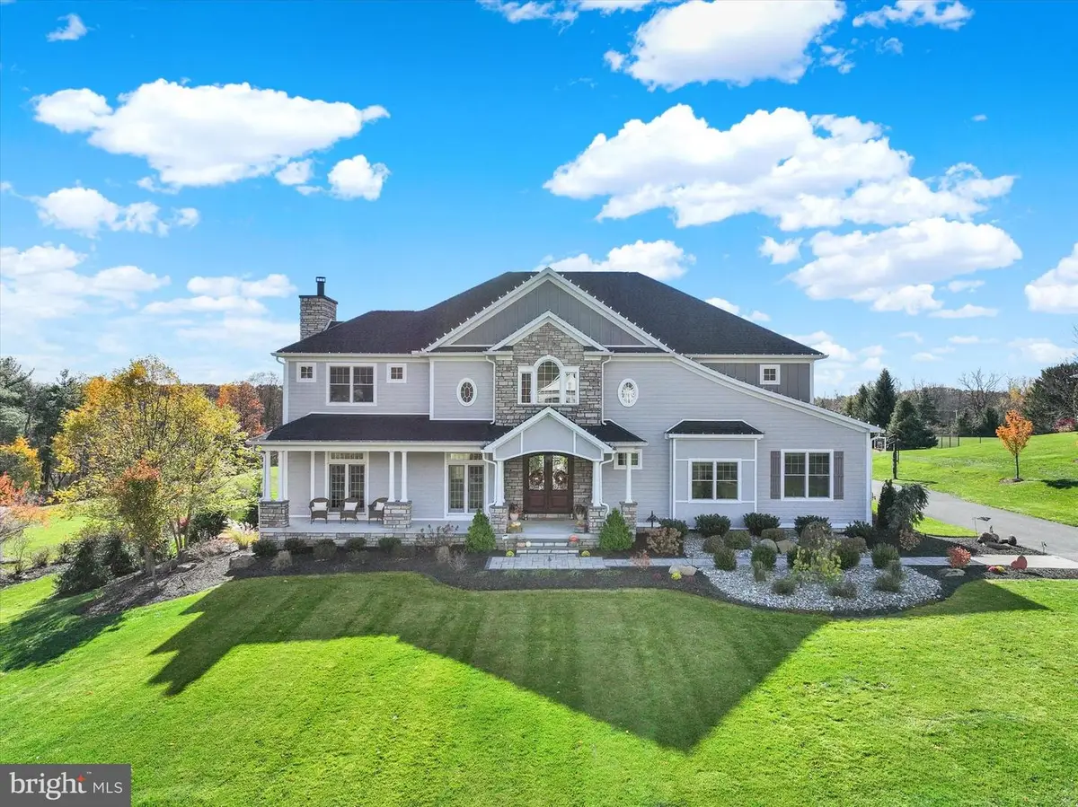 12 Sagecrest Cir, Enola, PA 17025 - Image #1