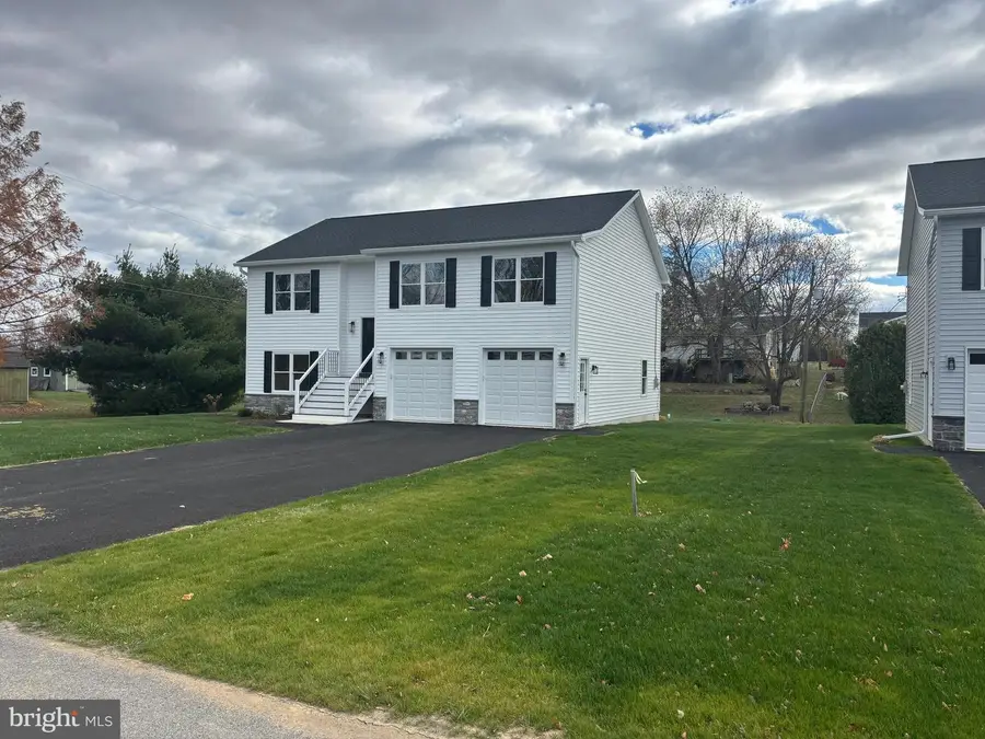 130 Valley Drive, Carlisle, PA 17013 - Image #2