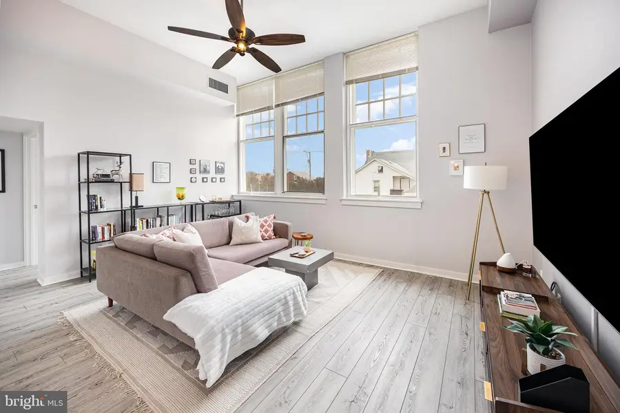 133 W Locust St #107, Mechanicsburg, PA 17055 - Image #2