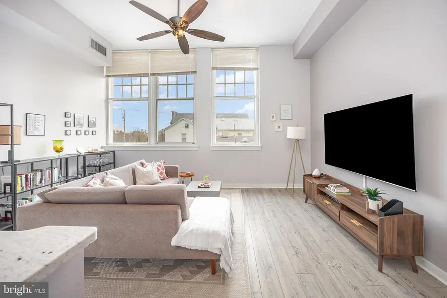 133 W Locust St #107, Mechanicsburg, PA 17055 - Image #3