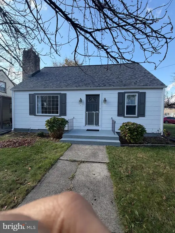 302 S Spring Garden St, CARLISLE, PA 17013