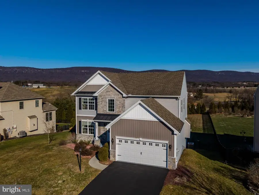 707 Appalachian Avenue, Carlisle, PA 17013 - #2