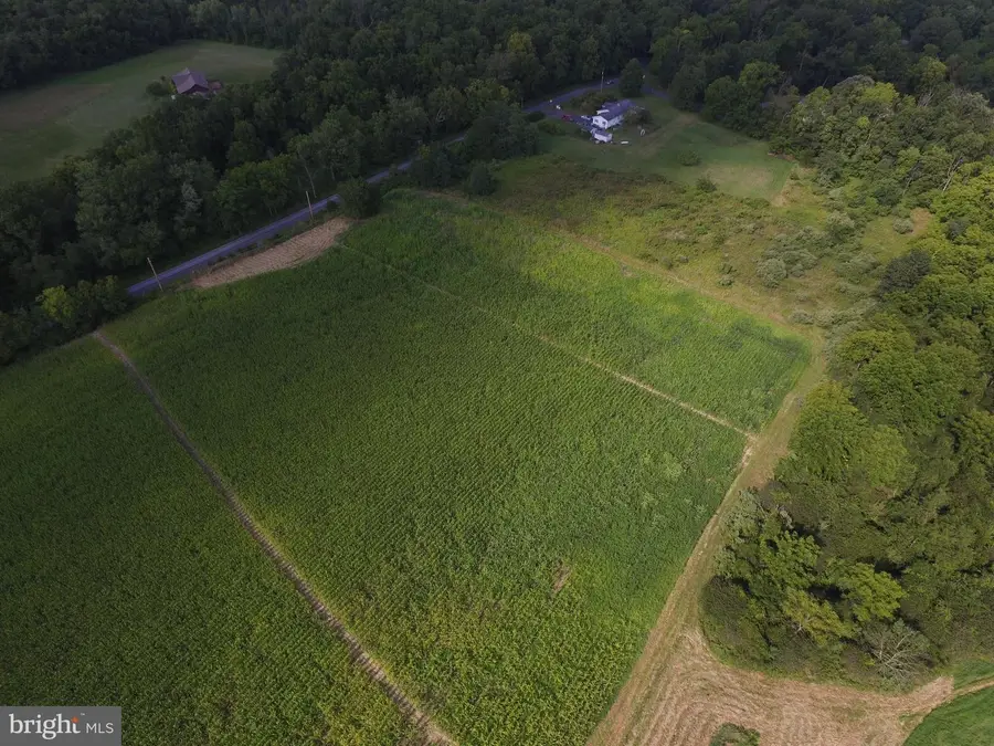 250 Willow Mill Park Rd, Mechanicsburg, PA 17050 - Image #3