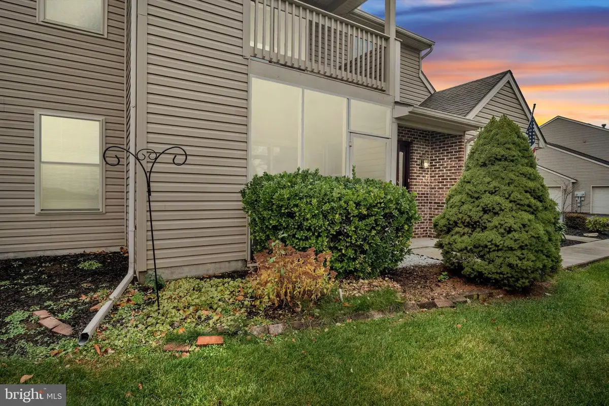 18 Wiltshire East St, Carlisle, PA 17015 - Image #1