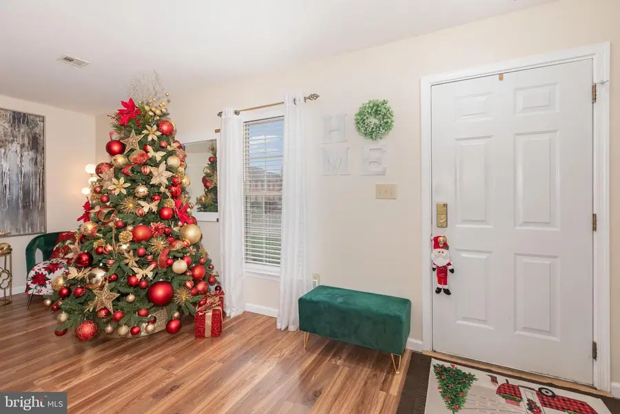 347 Stonehedge Lane, Mechanicsburg, PA 17055 - Image #2