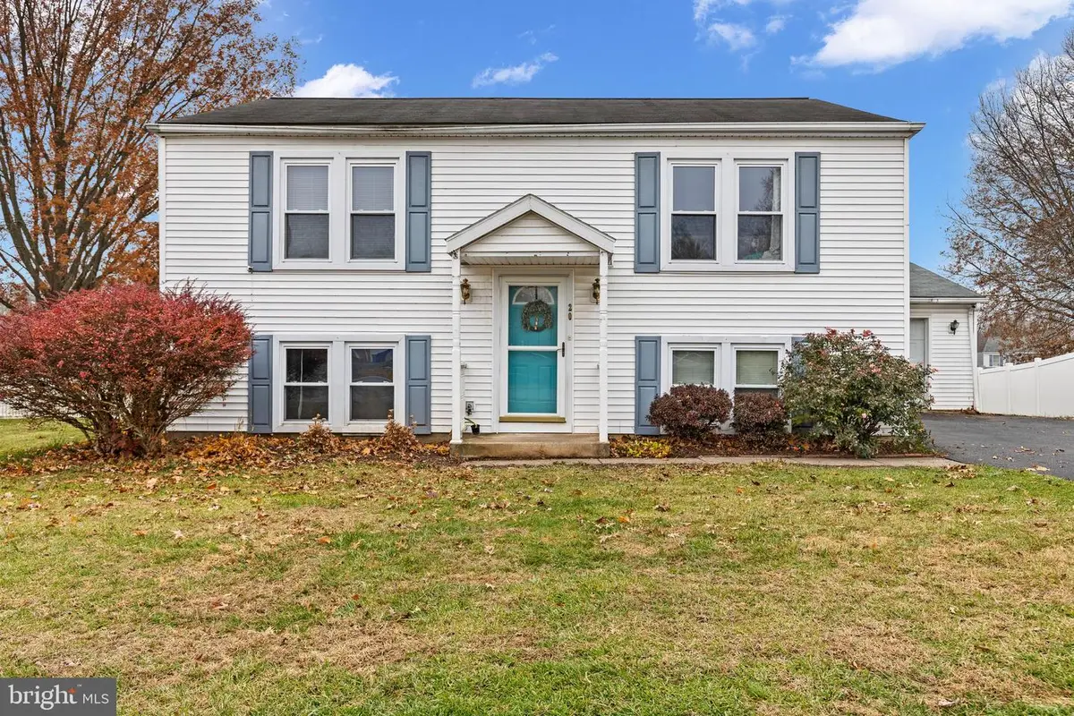 20 Bayberry Dr, Mechanicsburg, PA 17050 - Image #1