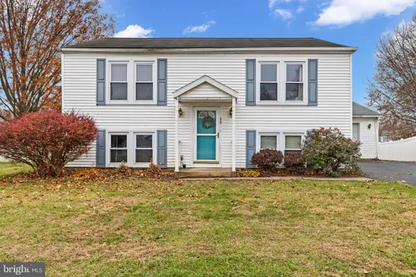 20 Bayberry Dr, MECHANICSBURG, PA 17050