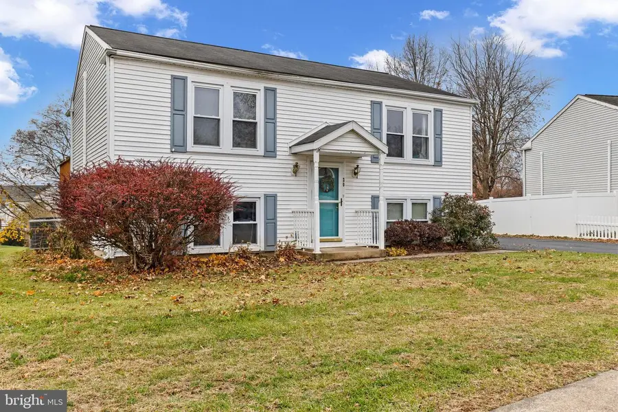 20 Bayberry Dr, Mechanicsburg, PA 17050 - Image #2