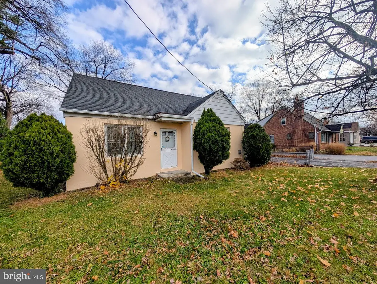 530 Hogestown Road, Mechanicsburg, PA 17050 - Image #1