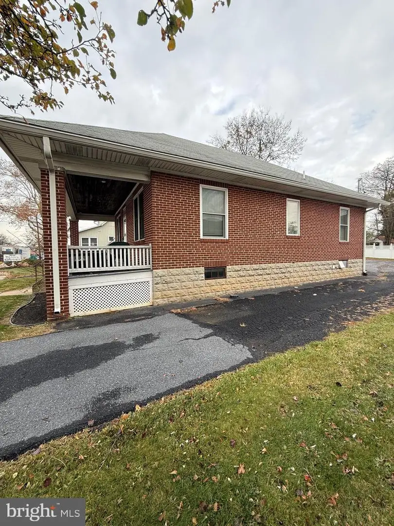 165 S 32nd St, Camp Hill, PA 17011 - Image #2