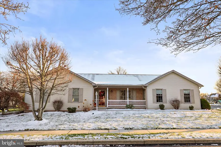 27 Kower Ct, Mechanicsburg, PA 17055 - Image #2