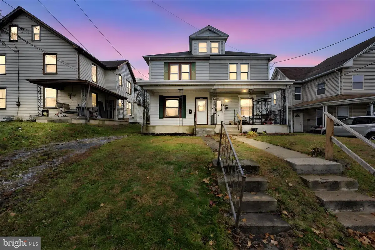 272 Susquehanna Ave, Enola, PA 17025 - Image #1