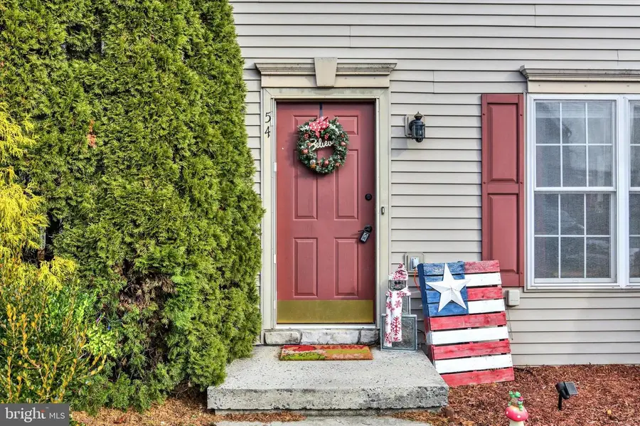 54 Woodmyre Ln, Enola, PA 17025 - Image #2