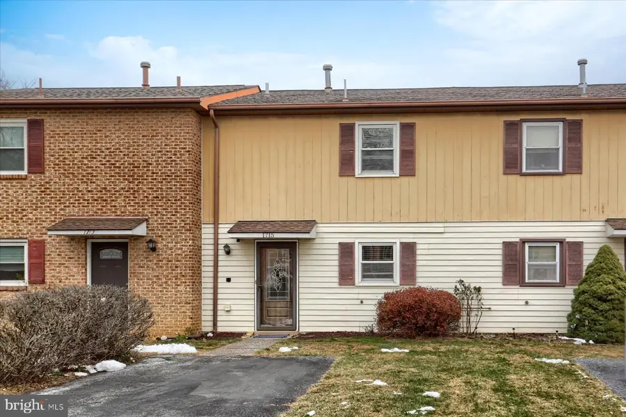 1715 English Dr, Mechanicsburg, PA 17055 - Image #2