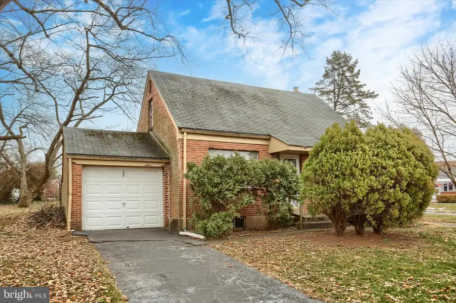 307 Pennsylvania Ave, Camp Hill, PA 17011 - Image #2
