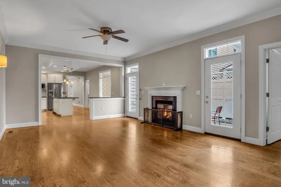 6 Jamestown Sq, Mechanicsburg, PA 17050 - Image #2