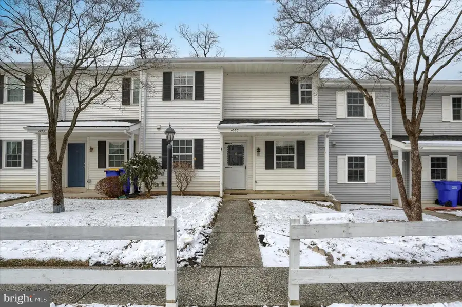 1066 W Foxcroft Dr, Camp Hill, PA 17011 - Image #2