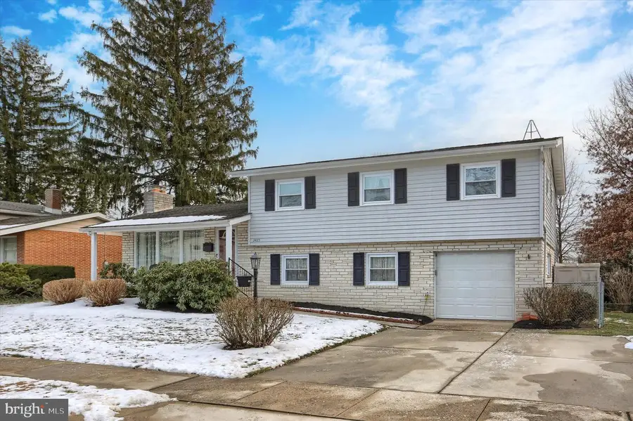 3425 Logan St, Camp Hill, PA 17011 - Image #2