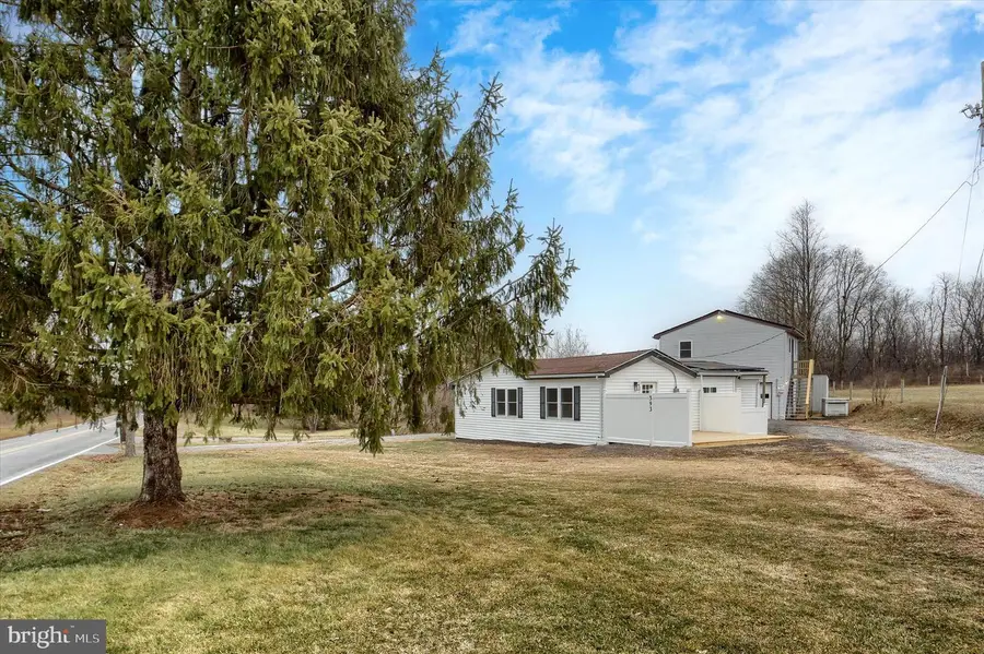 393 Sherwood Drive, Carlisle, PA 17015 - Image #3