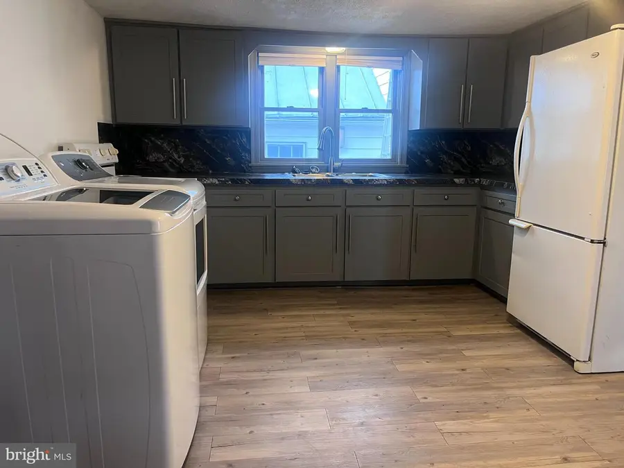 28 S Queen Street, Shippensburg, PA 17257 - Image #2