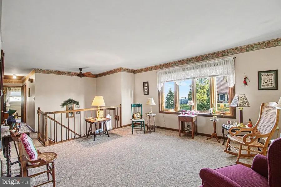 440 Croghan Dr, Carlisle, PA 17013 - #2