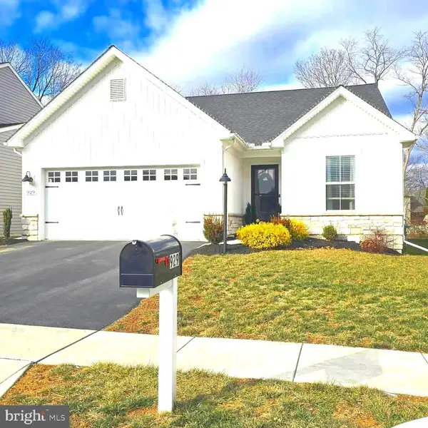 929 W North Street, CARLISLE, PA 17013