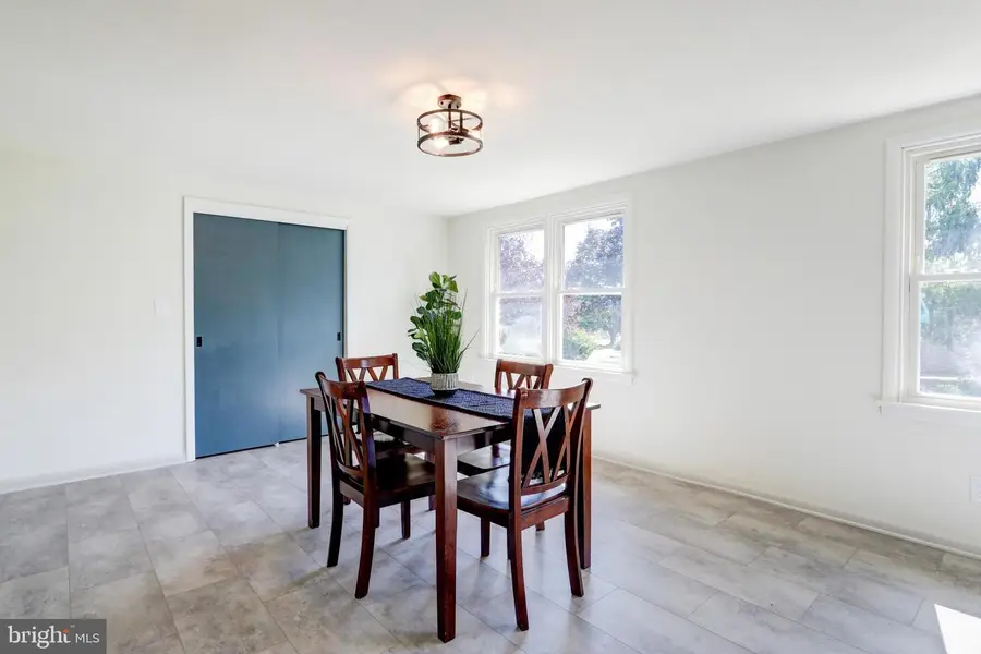 99 Garfield Dr, Carlisle, PA 17015 - #2