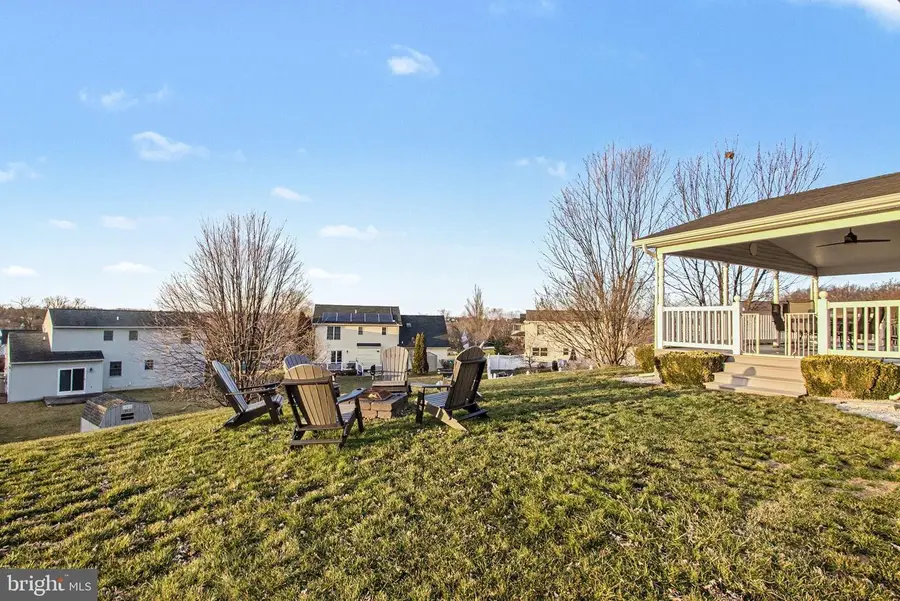 40 Blue Spruce Dr, Enola, PA 17025 - Image #3