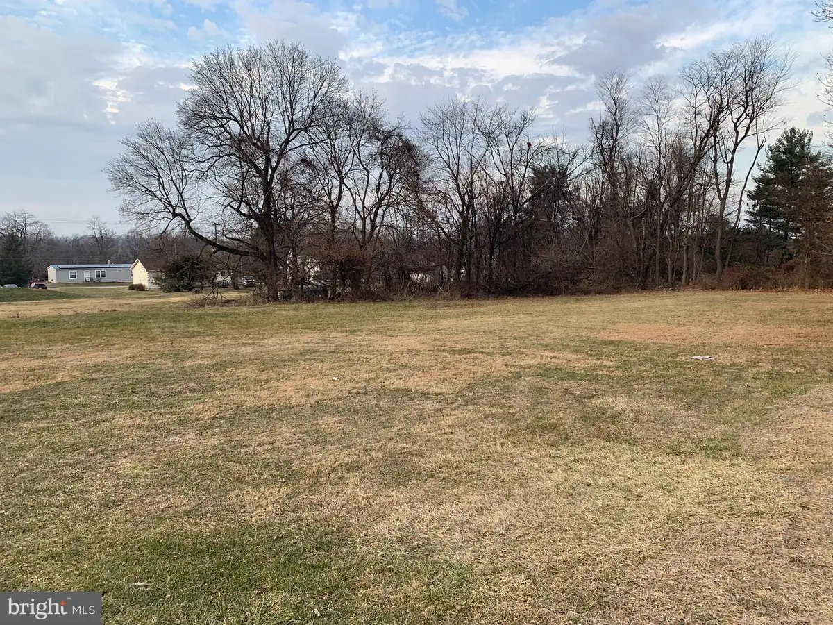 13 Cedar St, Mount Holly Springs, PA 17065 - Image #1