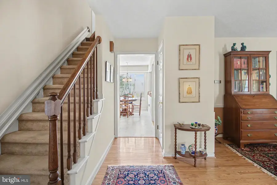 828 Anthony Drive, Mechanicsburg, PA 17050 - Image #3