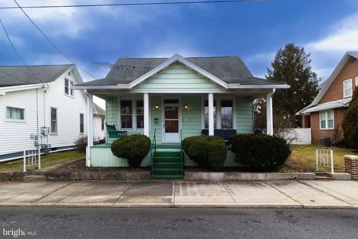 232 Henderson St, Carlisle, PA 17013 - Image #1