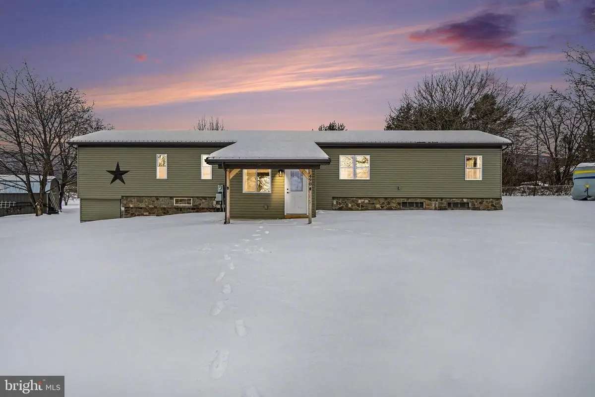 490 Shed Rd, Newville, PA 17241 - #1