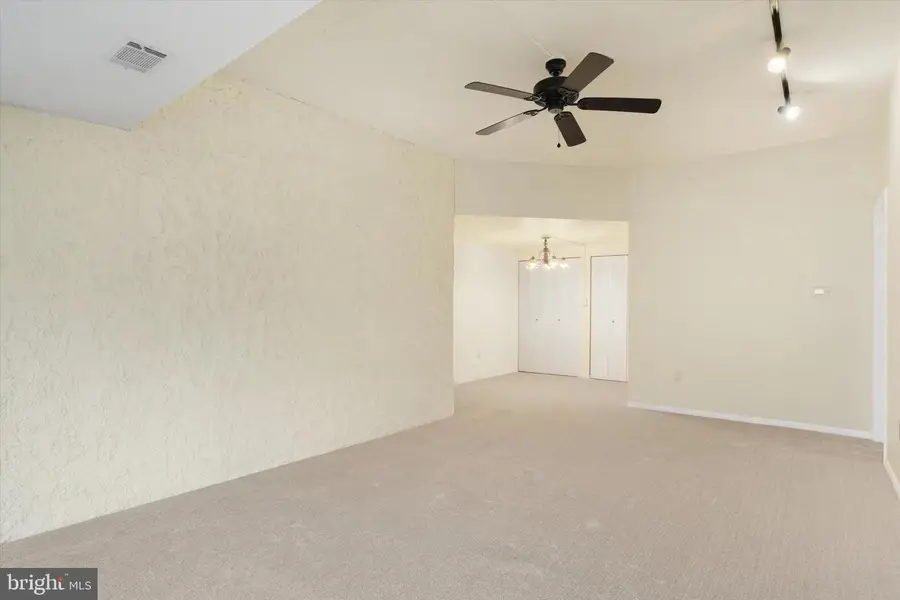 1071 Lancaster Boulevard Un, Mechanicsburg, PA 17055 - Image #3