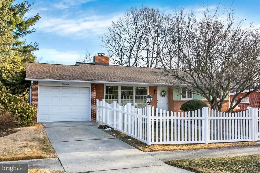 51 Burd Dr, Camp Hill, PA 17011 - #2