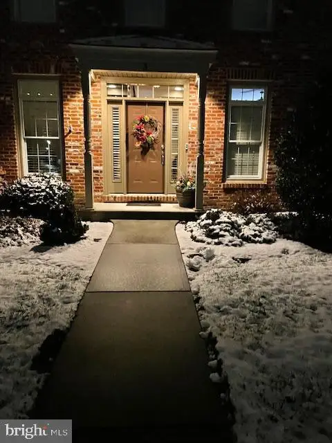 3 Jamestown Sq, Mechanicsburg, PA 17050 - #2