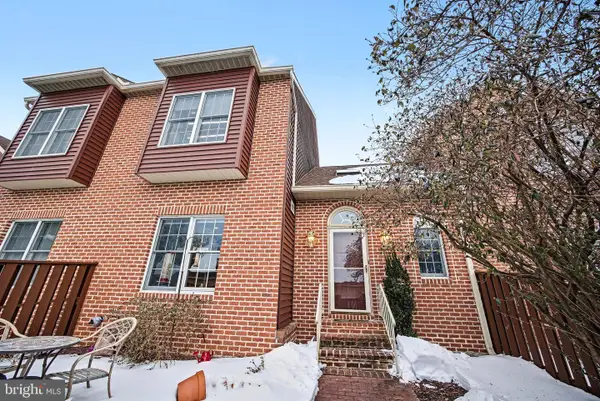 730 Sterling Court, ENOLA, PA 17025