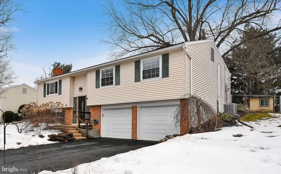 2619 N Rosegarden Boulevard, Mechanicsburg, PA 17055 - #3