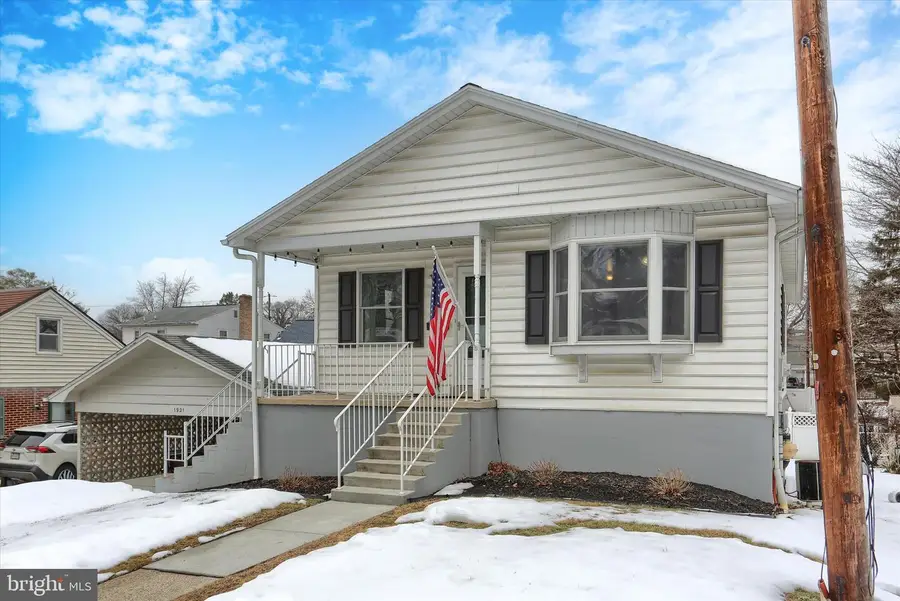 1921 Dartmouth St, Camp Hill, PA 17011 - #2