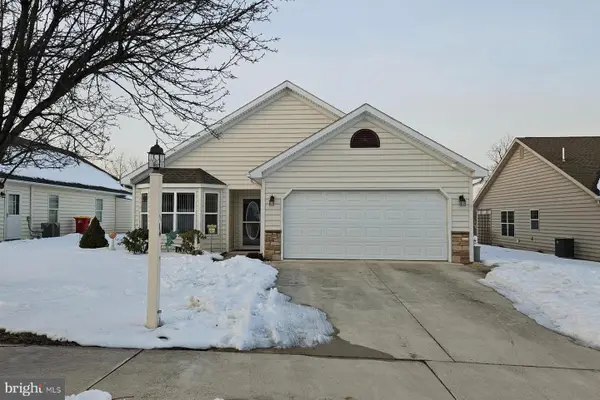 14 Colonial Ct, SHIPPENSBURG, PA 17257